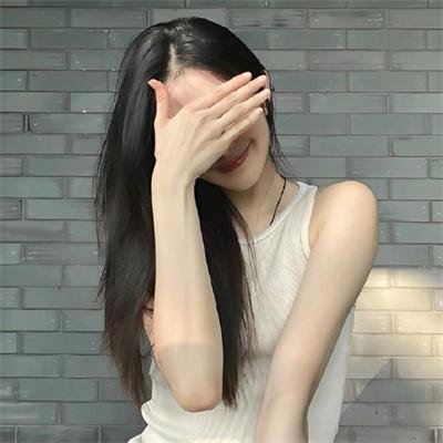 森林孤影